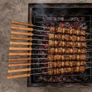 Μεταλλικά σουβλάκια ψησταριάς 33εκ. BBQ με ξύλινη λαβή σετ 12τεμ. Cookman