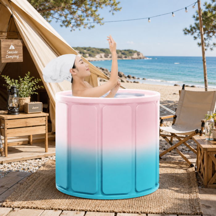 Φορητή πτυσσόμενη μπανιέρα Robust Travel Bath PVC 70x65x70cm σε βεράντα εξοχικής κατοικίας