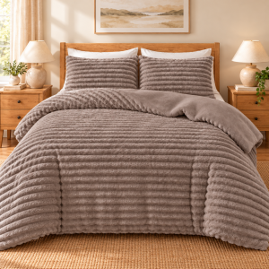 Κουβερτοπάπλωμα Υπέρδιπλο 220x240cm 3KG Extra Soft με Ανάγλυφες Ρίγες Καφέ ForHome 557702